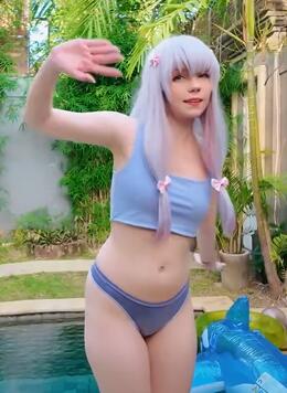 Sagiri会穿什么去海边的Cosplay试穿