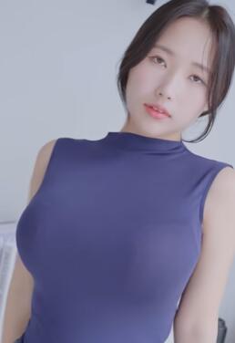 YeonHwa小姐姐的条纹裙&OL风穿搭