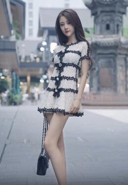 街拍女神 气质拿捏的死死的!