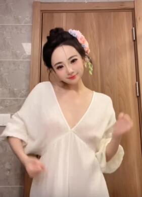 跳的不错啊