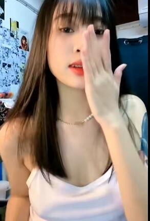 美女太会玩了