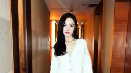 李小璐